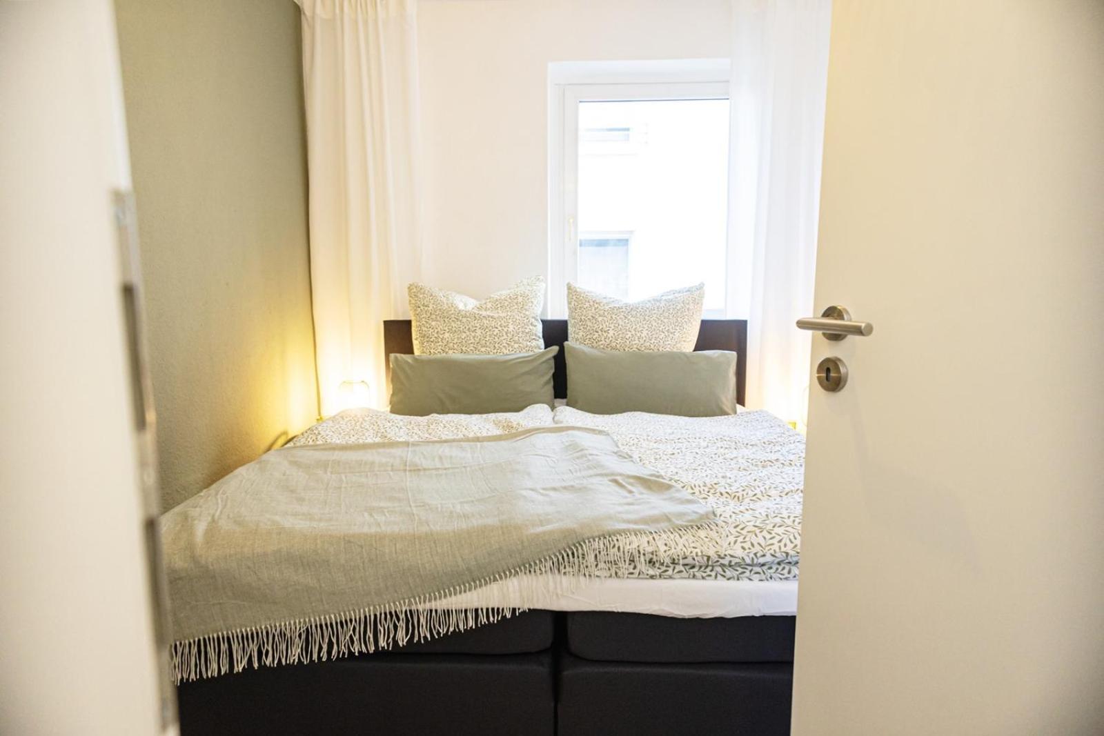 Blossfeld-Apartments Geraeumige Stadtoase Mitten Im Zentrum Mit 3 Schlafzimmern, Gratis Parkplatz, W-Lan, Netflix Jena Eksteriør bilde